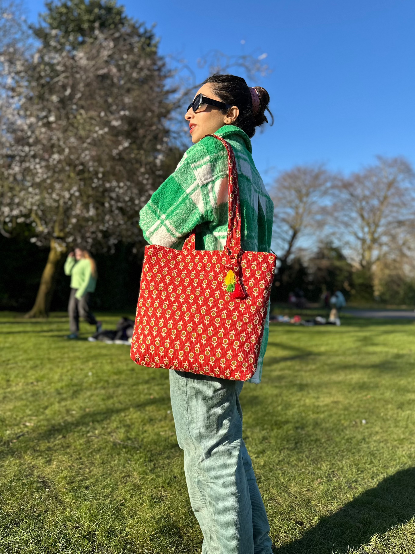 Crimson Charm Quilted Handmade Tote Bag with Mini Pouch and Tassels