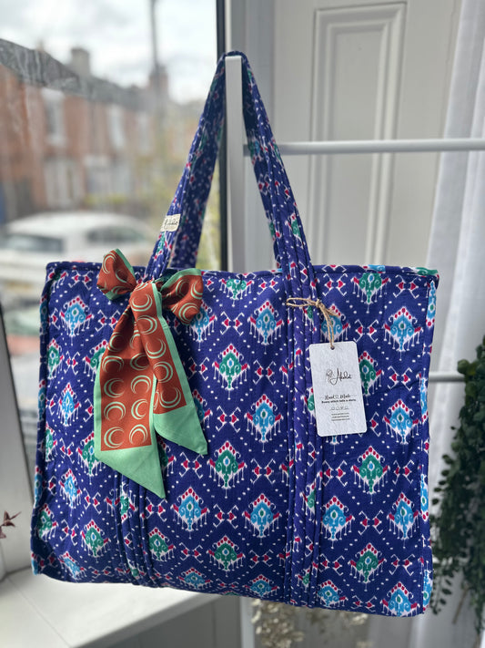 Mayur Patola Handmade Zipper Shoulder Bag with Scarf