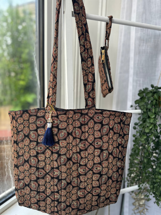 Baag Handmade Tote Bag with tassel and a mini Pouch