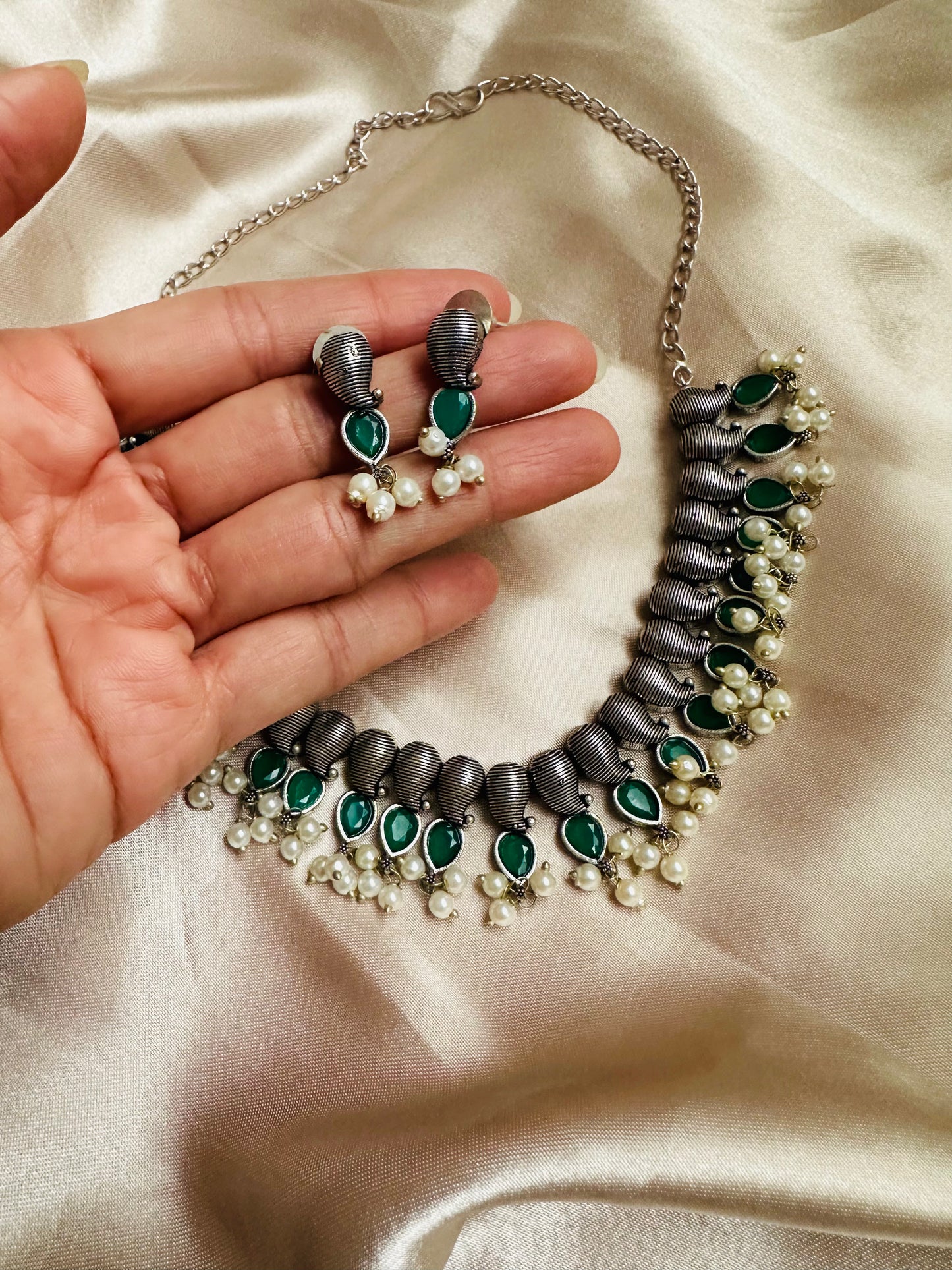 Aam Patta Shringar Choker Set