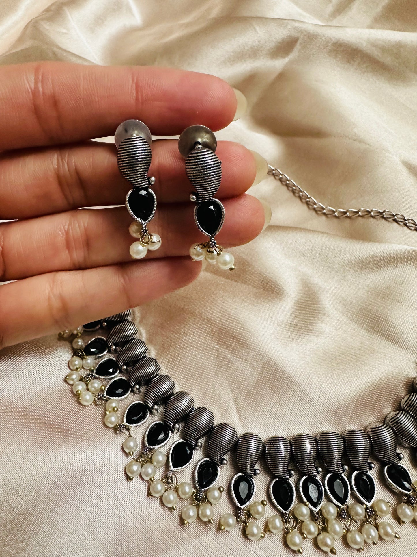 Aam Patta Shringar Choker Set