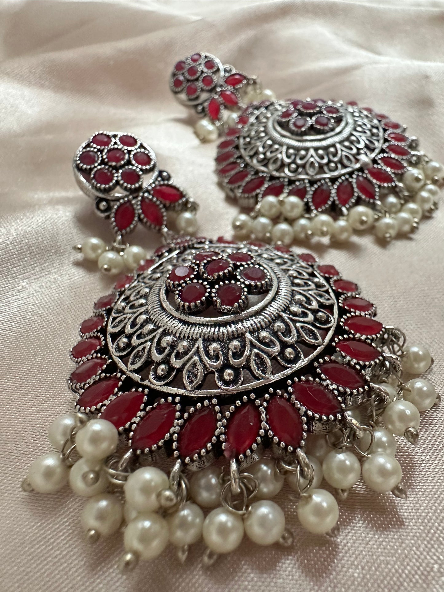 Noorani Elegance Dangling Earrings