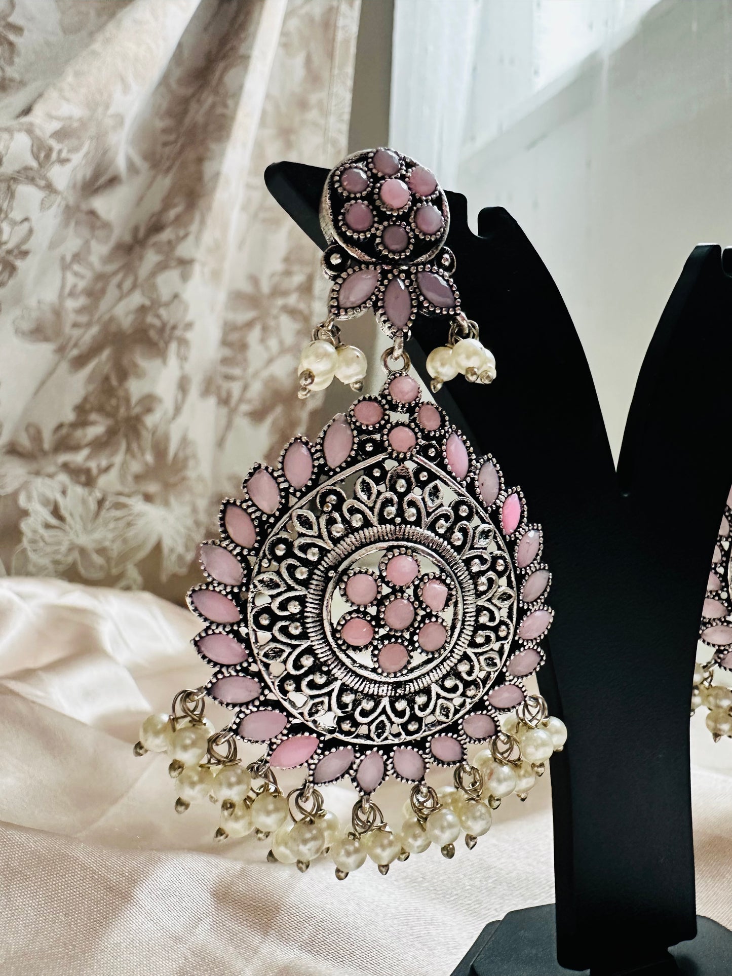 Noorani Elegance Dangling Earrings