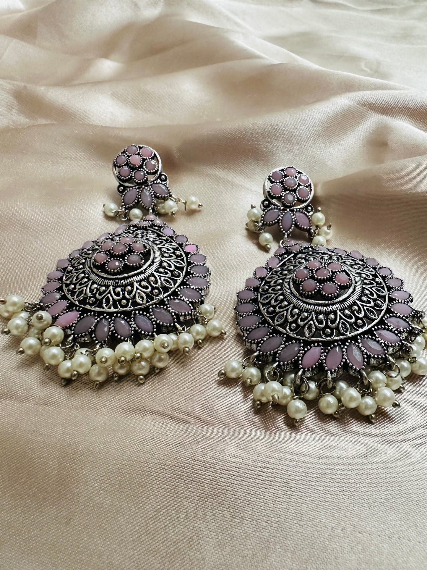 Noorani Elegance Dangling Earrings