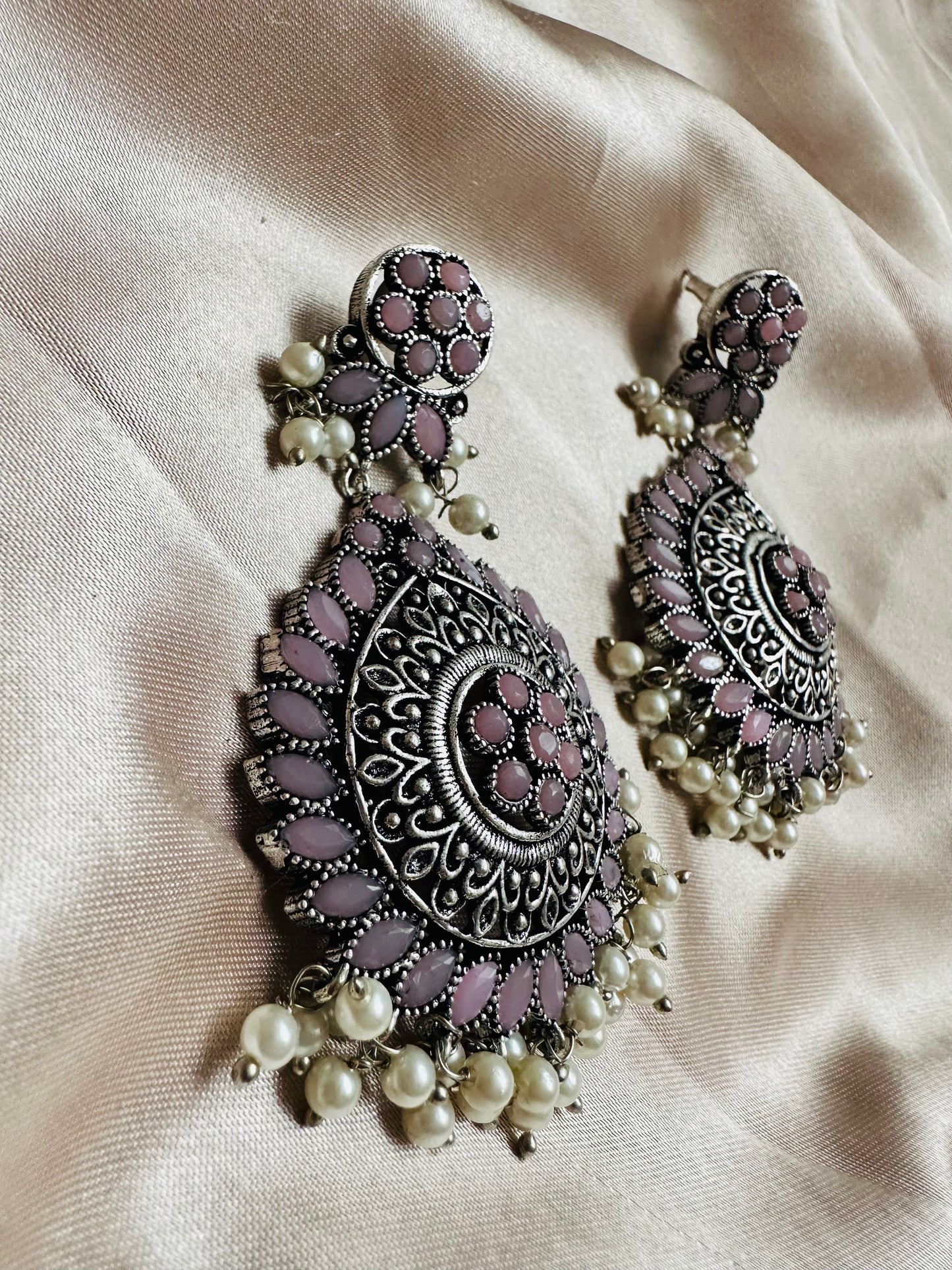 Noorani Elegance Dangling Earrings