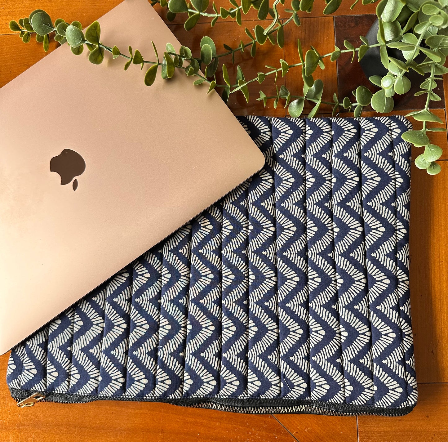 Raw Ripple Handmade Zipper Waterproof Laptop Sleeve