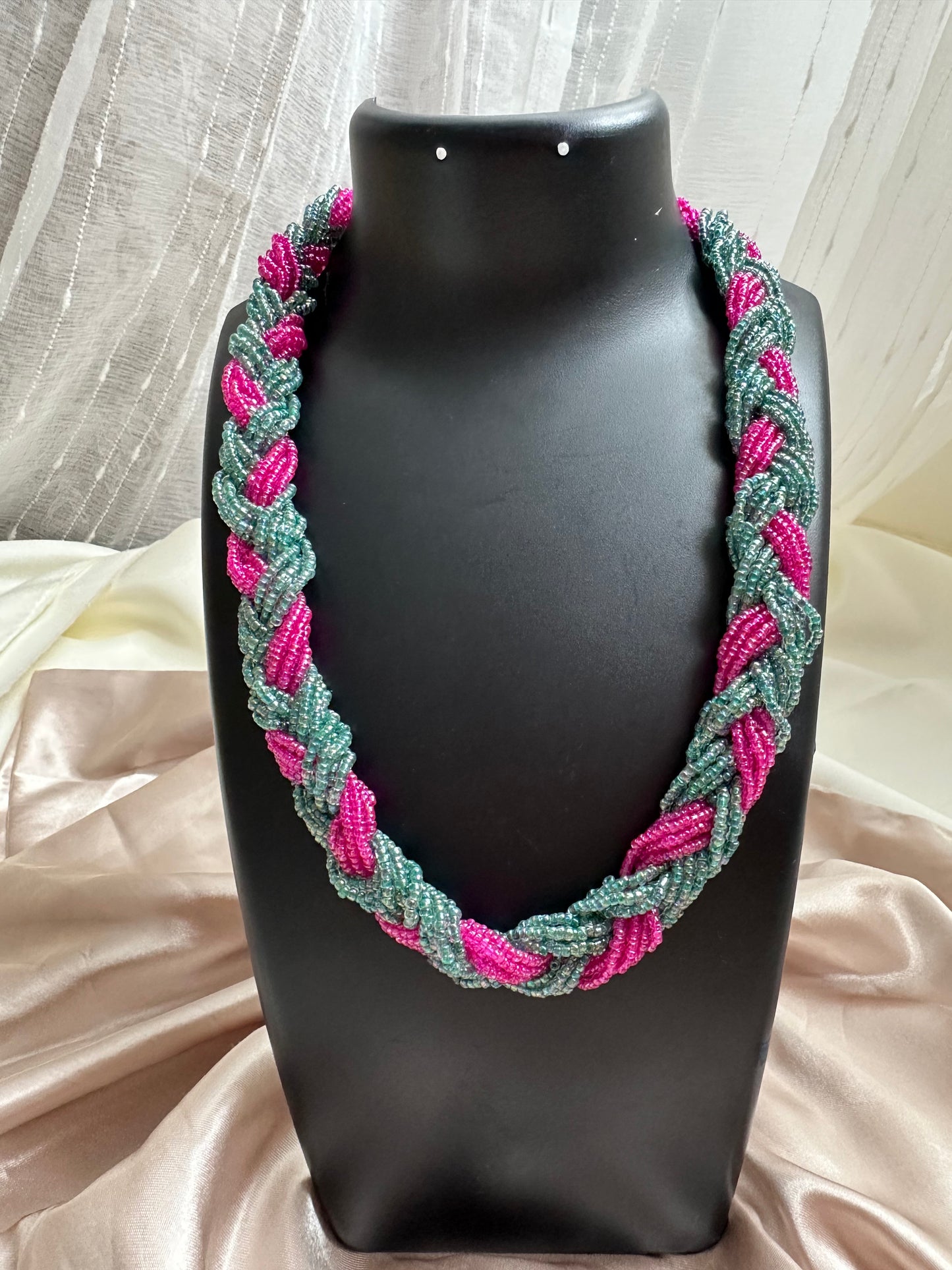 Ruhani Braided Necklace