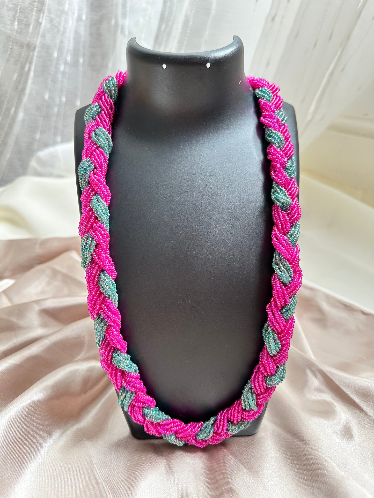 Gulaab Jal Braided Necklace