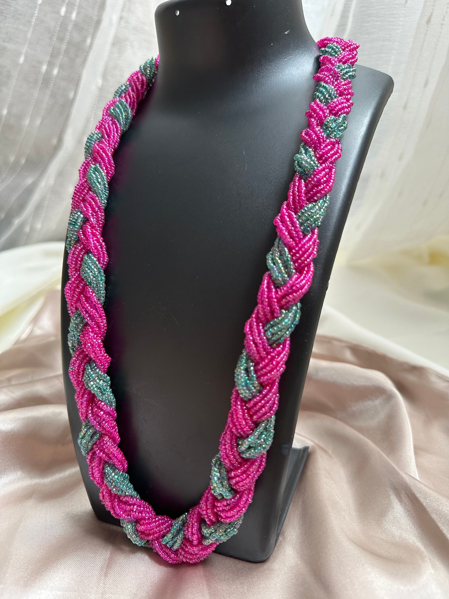 Gulaab Jal Braided Necklace