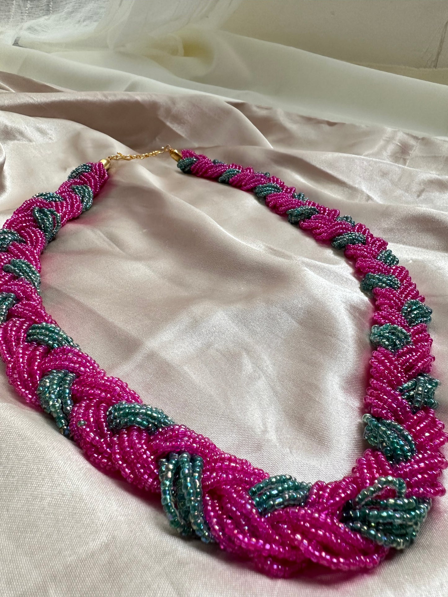 Gulaab Jal Braided Necklace