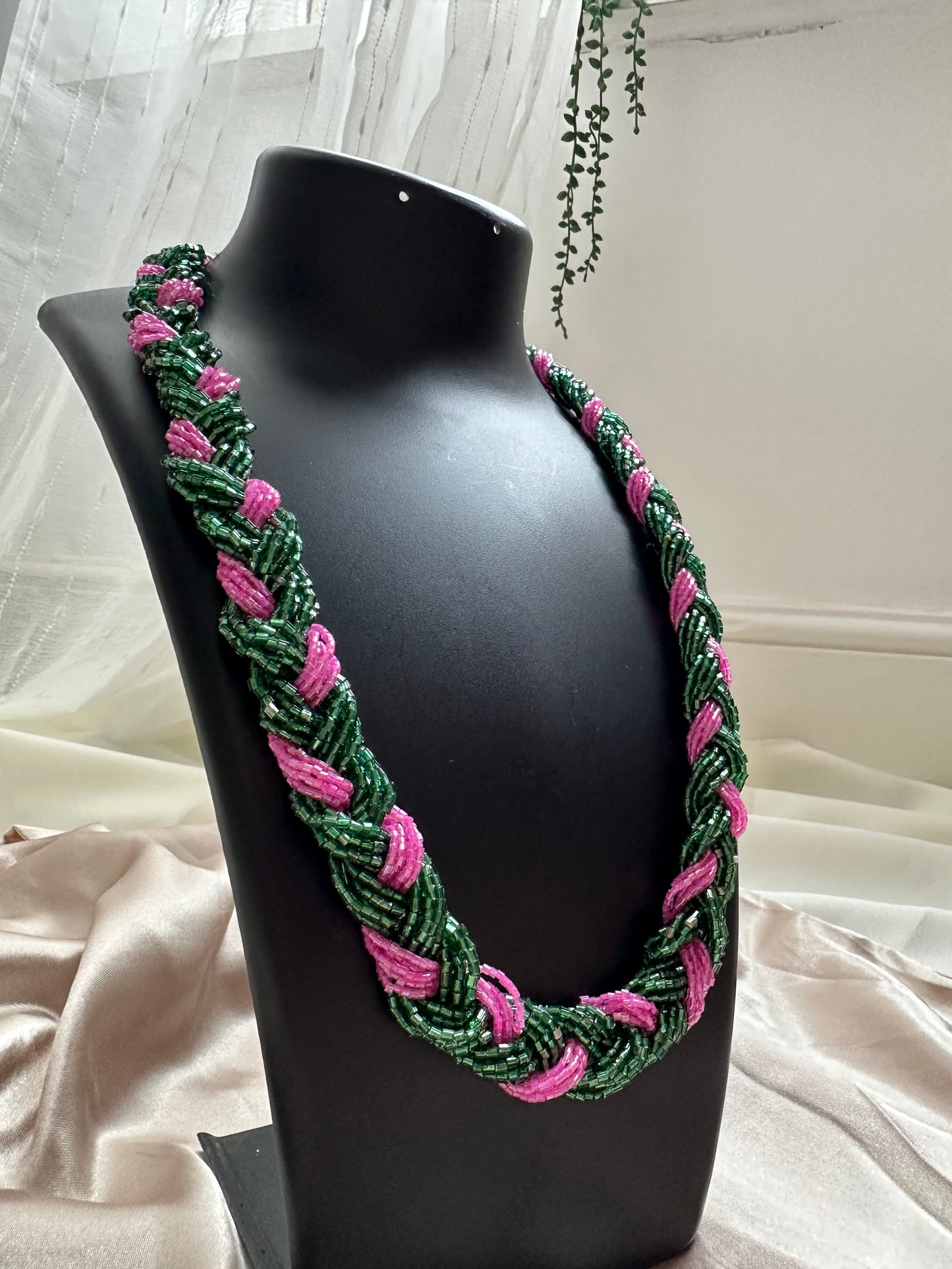 Rangrez Braided Necklace