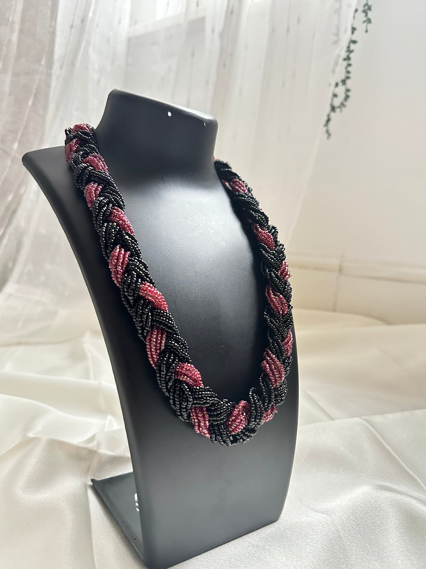 Mehroza Braided Necklace