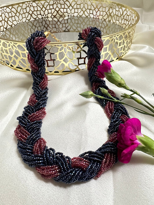 Noor Braided Necklace