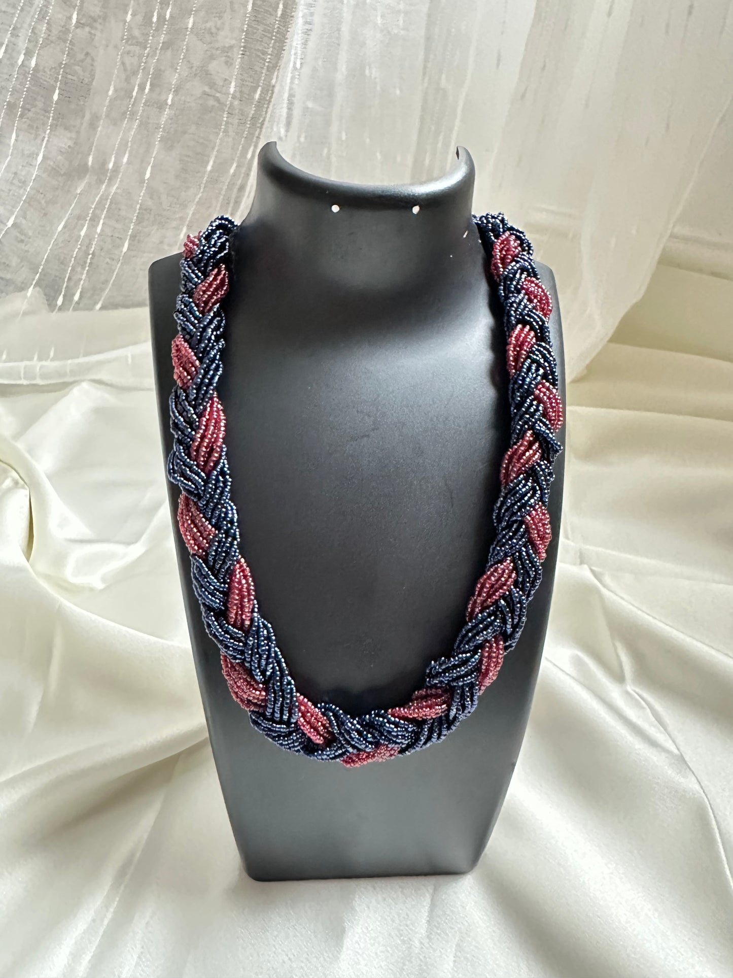 Noor Braided Necklace