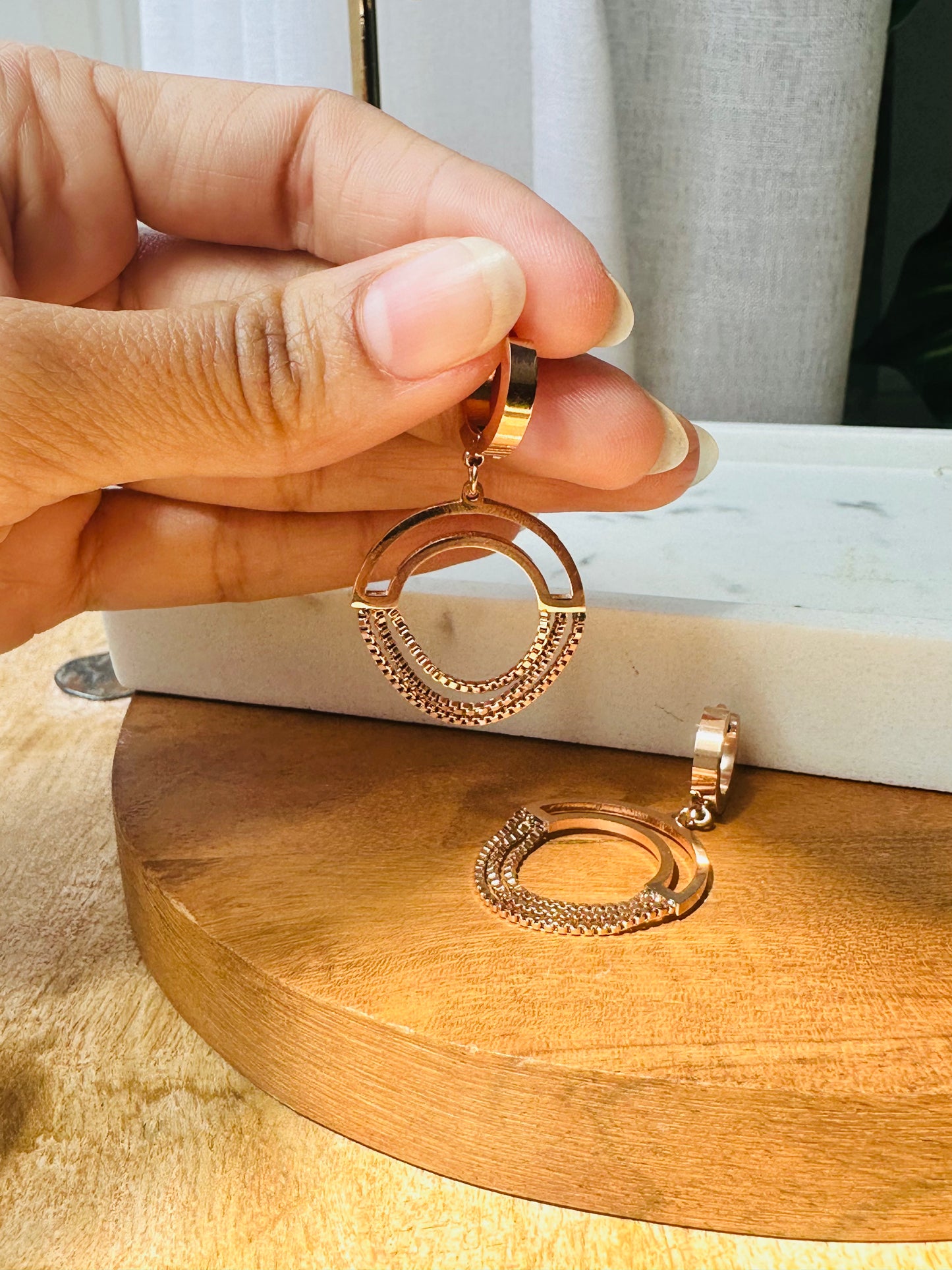 Chained Circle Drop Earrings